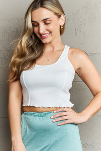 Solid Scoop Neck Cropped Sleeveless Top