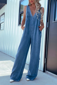 Women’s V-Neck Wide-Leg Washed Denim Jumpsuit – Effortless & Trendy