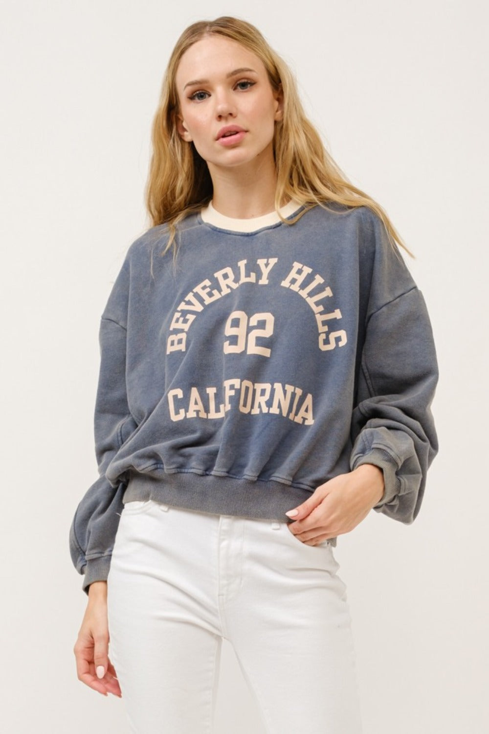 BEVERLY HILLS 92 CALIFORNIA Contrast Cropped Sweatshirt – Casual Graphic Top