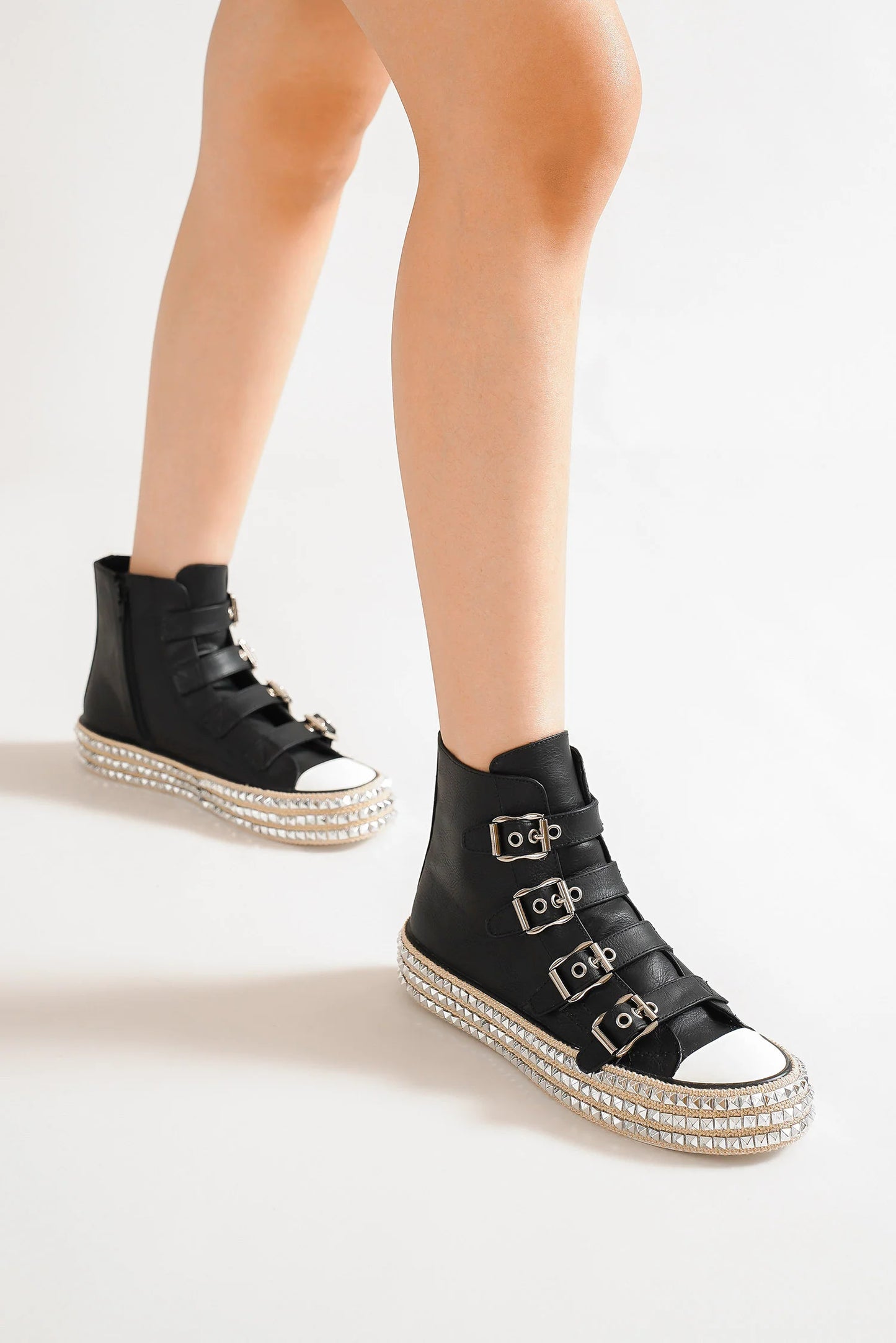 Punk-Inspired Studded Platform Sneakers – Buckle Strap Design