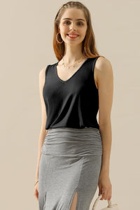 V-Neck Curved Hem Tank – Casual Comfort with a Chic Twist