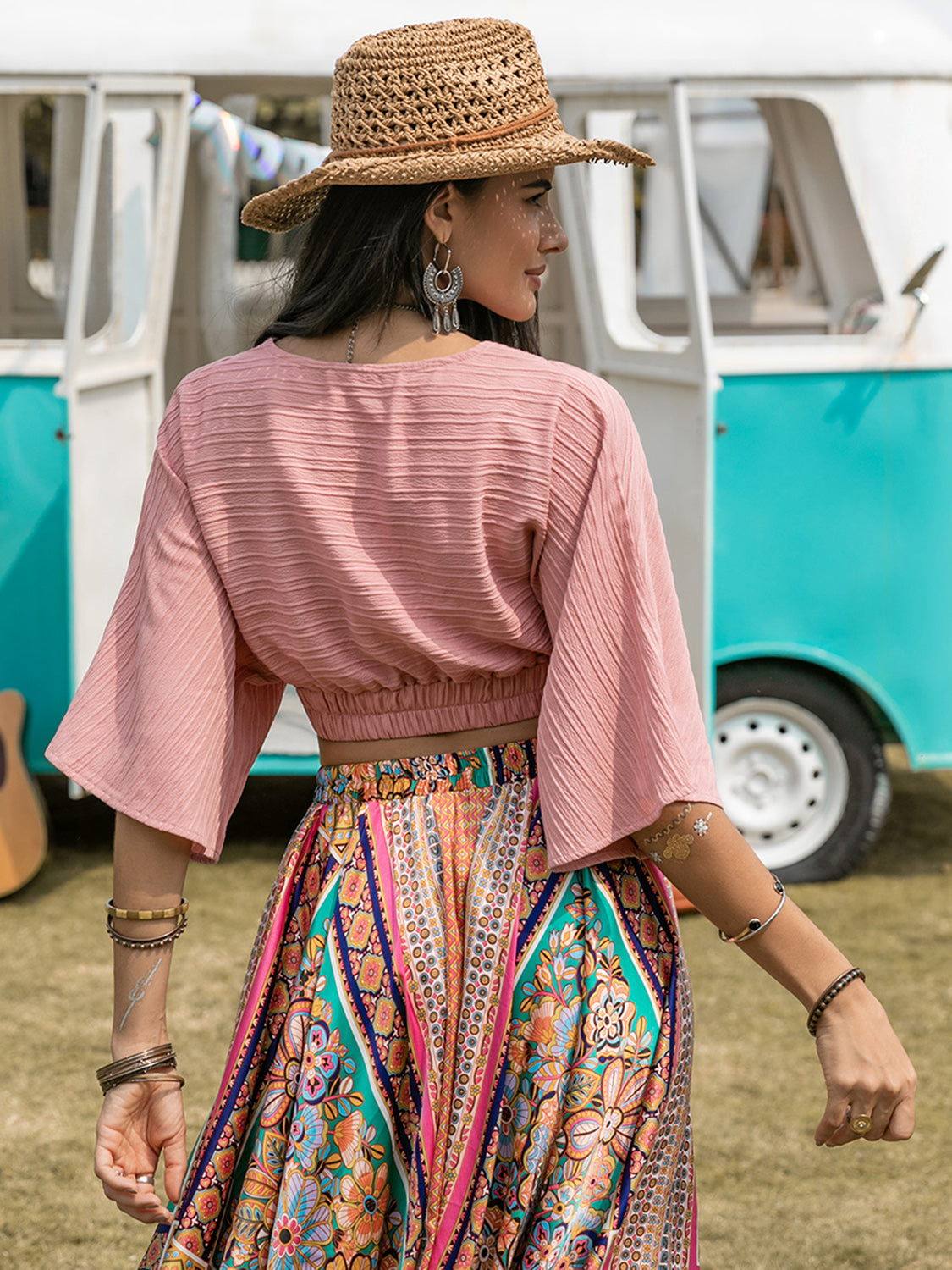 Ruched Cropped Blouse with Wide Sleeves – Boho-Chic Vibe