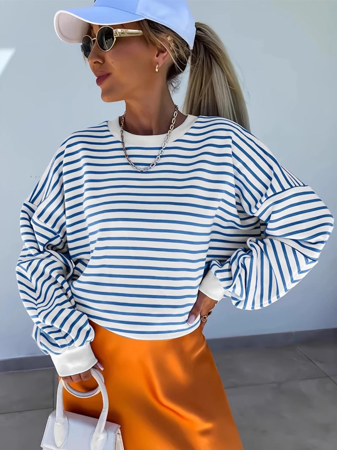 Women’s Striped Long-Sleeve Crewneck Top – Casual & Timeless Style