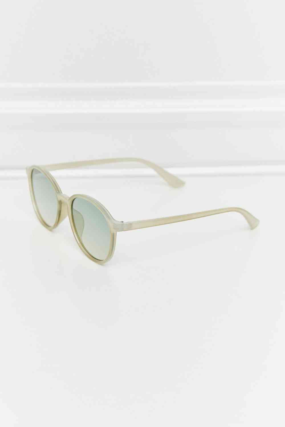 Polycarbonate Frame Sunglasses