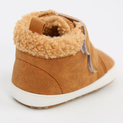 Fuzzy Velcro Kid Sneakers