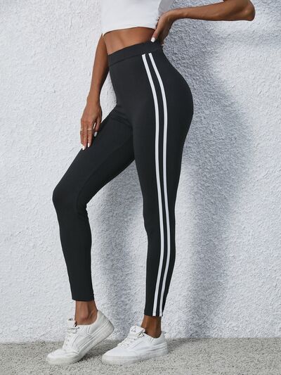 High Waisted Striped Cropped Leggings