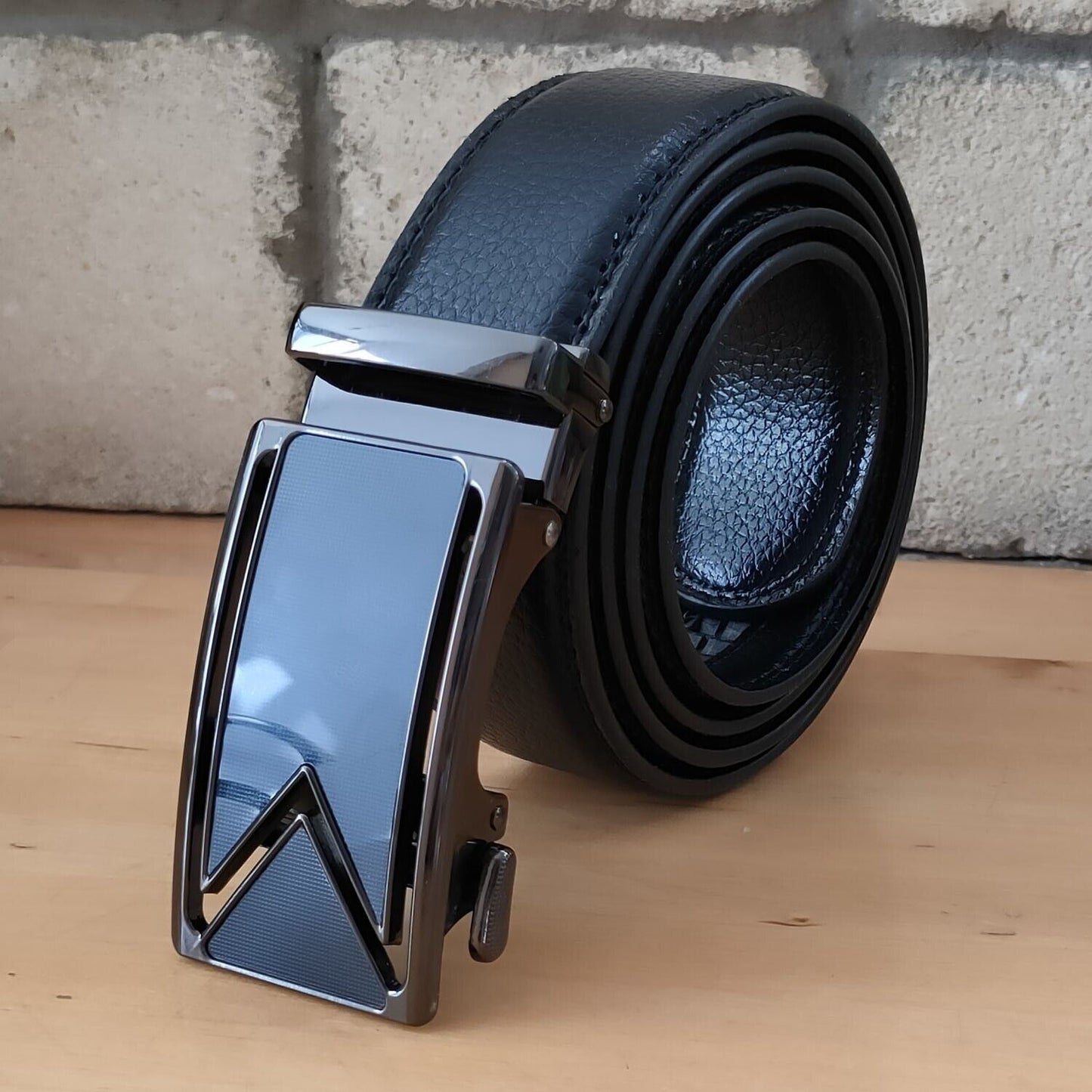 Holeless Belt